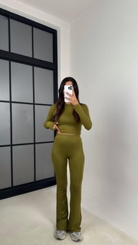 Yeşil Bisiklet Yaka Bluz Beli Lastikli Pantolon İkili Yumuşak Likralı Takım GAUS-00111GAUSTAKIMGAUS-00111