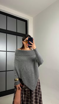 Gri Balıkçı Yaka Asimetrik Kesim Kazak GAUS-01044GAUSKAZAKGAUS-01044