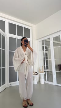 Ekru Pul Detaylı Kimono Beli Lastikli Şalvar Pantolon İkili Premium Takım GAUS-01857GAUSSuitsGAUS-01857