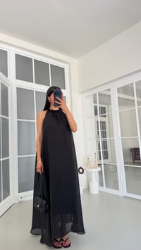 Siyah Halter Yaka Dantel Detaylı Astarlı Elbise GAUS-01828GAUSELBİSEGAUS-01828