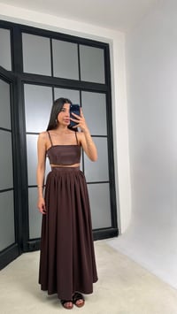 Acı Kahve Ayarlanabilir Askılı Crop Astarlı Etek Taş Detaylı Takım GAUS-01510GAUSSuitsGAUS-01510
