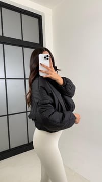 Siyah Kısa Şişme Mont GAUS-00137GAUSPuffer JacketsGAUS-00137