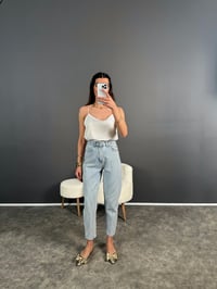 Tasarım Mavi Önü Taşlı Jean GausDENİM PANTOLONGU004637