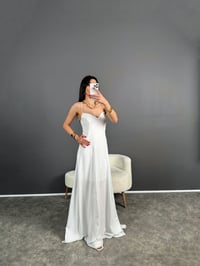 Atina Beyaz Astarlı İp Askılı İspanyol Maxi Boy ElbiseGausELBİSEGU004767