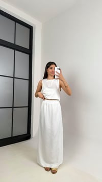 Beyaz Sıfır Kol Beli Lastikli Üst Etek İkili İthal Kumaş Takım Gaus00585GausTAKIMGU1002365