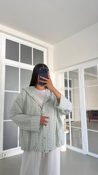 Açık Yeşil Çıtçıt Düğmeli Kareli Kapüşonlu Yağmurluk GAUS-02001GAUSJacketsGAUS-02001