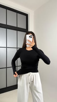 Siyah OYS Muadil Parmak Geçirmeli Basic Bluz GAUS-00506GAUSBLUZGAUS-00506