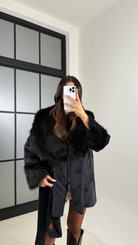 Siyah Kürk Detaylı Astarlı Kaşe Mont GAUS-00559GAUSMONTGAUS-00559