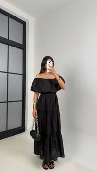 Siyah Madonna Yaka Nakış Detaylı Astarlı Elbise Gaus00652GausELBİSEGU1002514