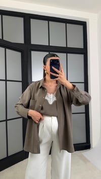 Haki Dantel Detaylı Birleşik Atlet Gömlek İkili Tencel Gömlek  GAUS-01181GAUSTAKIMGAUS-01181