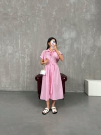 Pembe Ön Düğmeli Kuşaklı Beli Lastikli Gömlek Yaka Elbise Gaus00178GausELBİSEGU1001412