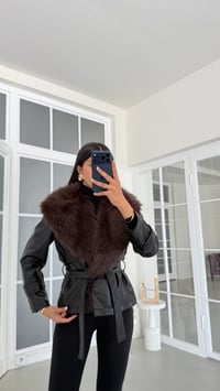 Acı Kahve Kürk Yakalı Astarlı Kuşaklı Deri Ceket GAUS-02107GAUSJacketsGAUS-02107