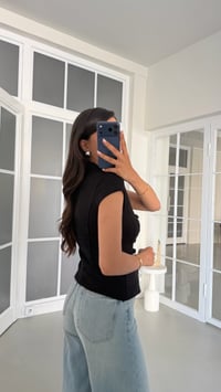 Siyah Apoletli Fermuarlı Modal Kumaş Yelek GAUS-01780GAUSYELEKGAUS-01780