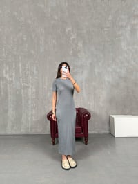 Jesep Gri Kısa Kol Belden Bağlamalı Fitilli Triko ElbiseGausELBİSEGU100638