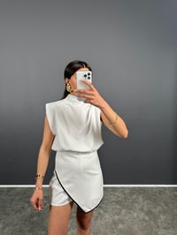 Loni Beyaz Zr Model Sırt Dekolteli Tulum GausTULUMGU008129