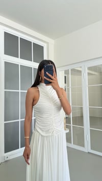 Ekru Drapeli Astarlı Sandy Kumaş Tasarım Elbise GAUS-01675GAUSELBİSEGAUS-01675