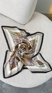 Acı Kahve Çok Çanta Desenli Fular GAUS-00333GAUSŞal & FularGAUS-00333