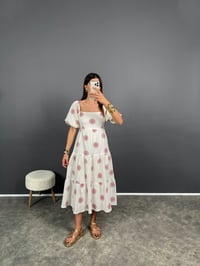 Cool Pembe Empirme Sırt Fiyonklu Keten Elbise GausELBİSEGU008477