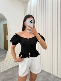 Siyah  Balon Kol Önü Düğmeli Fırfırlı Tensel Crop Bluz Gaus00279GausBLUZGU1001649