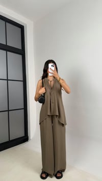 Vizon Boyundan Bağlamalı Asimetrik Bluz Beli Lastikli Pantolon GAUS-003GAUSTAKIMGAUS-003
