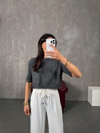 MNG Antrasit Kısa Kol Crop Model TrikoGausTRİKOGU100229