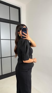 Siyah Gold Düğmeli Balon Kol Ceket Beli Lastikli Pantolon Kumaş Takım GAUS-00748GAUSTAKIMGAUS-00748