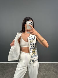 Wave Sarı Siyah Nakış İşlemeli Astarlı Beyaz YelekGausYELEKGU008403