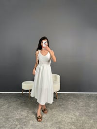 Yulia Beyaz İp Bağlama Askılı Astarlı Premium Elbise GausELBİSEGU007090