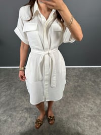 Clav Beyaz Önü Cepli Kemerli Müslin Kısa ElbiseGausELBİSEGU008730
