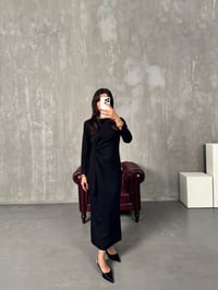 Tinky Siyah Bağlamalı Yırtmaçlı ElbiseGausELBİSEGU00903870