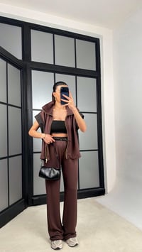 Kahve Paraşüt Kumaş Detaylı Yelek Pantolon İkili Modal Kumaş Takım GAUS-01369GAUSTAKIMGAUS-01369