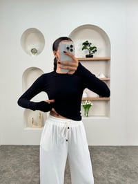 Odri Siyah Oys Modal Kumaş Bisiklet Yaka El Detaylı BluzGausBLUZGU00903549