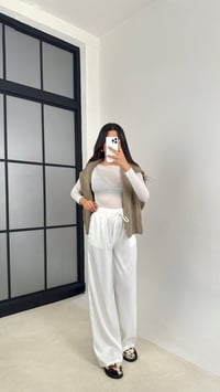 Beyaz Beli Lastikli Cepli Saten Pantolon GAUS-0090GAUSPANTOLONGAUS-0090