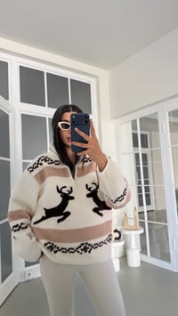 Kahve Geyik Desenli Yarım Fermuarlı Polar Sweatshirt GAUS-01916 GAUS-01927GAUSSWEATSHIRTGAUS-01927