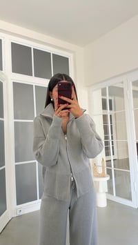 Gri Çift Fermuarlı Hırka Beli Lastikli Pantolon İkili Triko Takım GAUS-02169GAUSTAKIMGAUS-02169