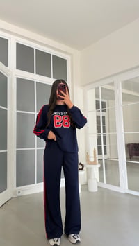 Lacivert Şeritli Baskılı Sweatshirt Beli Lastikli Pantolon İkili Takım GAUS-02235GAUSTAKIMGAUS-02235