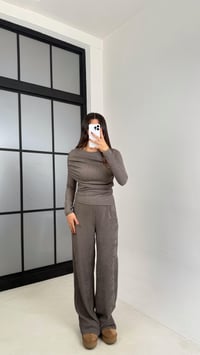 Vizon Yaka Detaylı Bluz Beli Lastikli Pantolon Gofre Kumaş Takım GAUS-00229GAUSTAKIMGAUS-00229