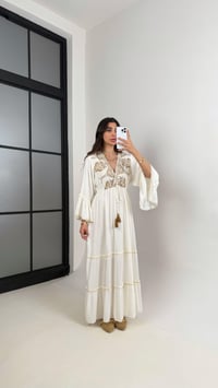 Ekru V Yaka İşlemeli Etnik Desen İthal Kumaş Elbise Gaus00428GausELBİSEGU1001998