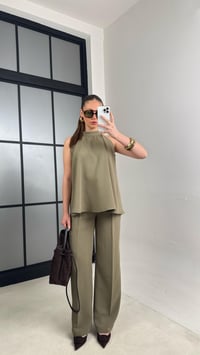Haki Sıfır Kol Bluz Beli Lastikli Pantolon İkili Premium Takım GAUS-00984GAUSTAKIMGAUS-00984