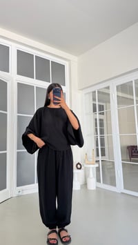 Siyah Yarasa Kol Bluz Beli Lastikli Şalvar Pantolon İkili Tencel Takım GAUS-01840GAUSSuitsGAUS-01840