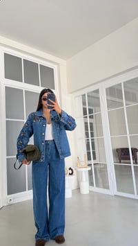Mavi Nakışlı Cep Detaylı Tasarım Denim Takım GAUS-02117GAUSTAKIMGAUS-02117
