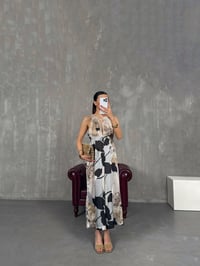 Siyah Desenli Sırt Dekolteli Beli Lastikli Saten Tulum Gaus00209GausTULUMGU1001492