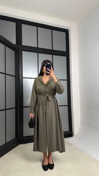 Haki Beli Lastikli Kuşaklı Tencel Elbise GAUS-01286GAUSELBİSEGAUS-01286