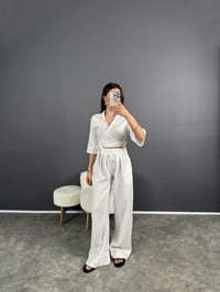 Beyaz Müslin Kumaş Bağlama Detaylı Pantolon TakımGausTAKIMGU007938