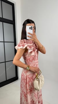 Pembe Floral Desenli Kol Fırfırlı Önü Düğmeli Keten Elbise Gaus00613GausELBİSEGU1002432