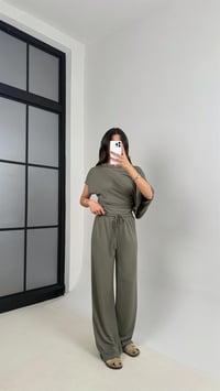 Haki Yarasa Kol Bluz Beli Lastikli Pantolon Tasarım Modal Kumaş Takım GAUS-01251GAUSTAKIMGAUS-01251