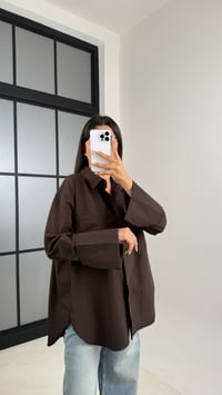 Acı Kahve Gizli Düğmeli Kol Katlamalı Poplin Gömlek GAUS-00449GAUS القمصان GAUS-00449