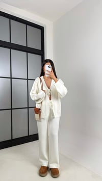Ekru Önü Bağlamalı Hırka Beli Lastikli Pantolon Yumuşak Triko Takım GAUS-00203GAUSTAKIMGAUS-00203