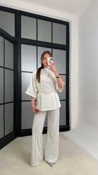 Ekru Zincir Detaylı Bluz Beli Lastikli Pantolon İkili Premium Takım GAUS-01227GAUSTAKIMGAUS-01227