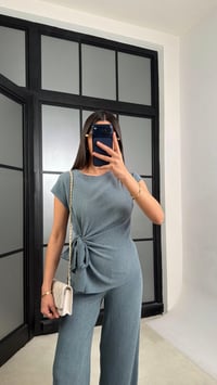 Mavi Bağlama Detaylı Bluz Beli Lastikli Pantolon Krinkıl Kumaş Takım GAUS-01308GAUSSuitsGAUS-01308